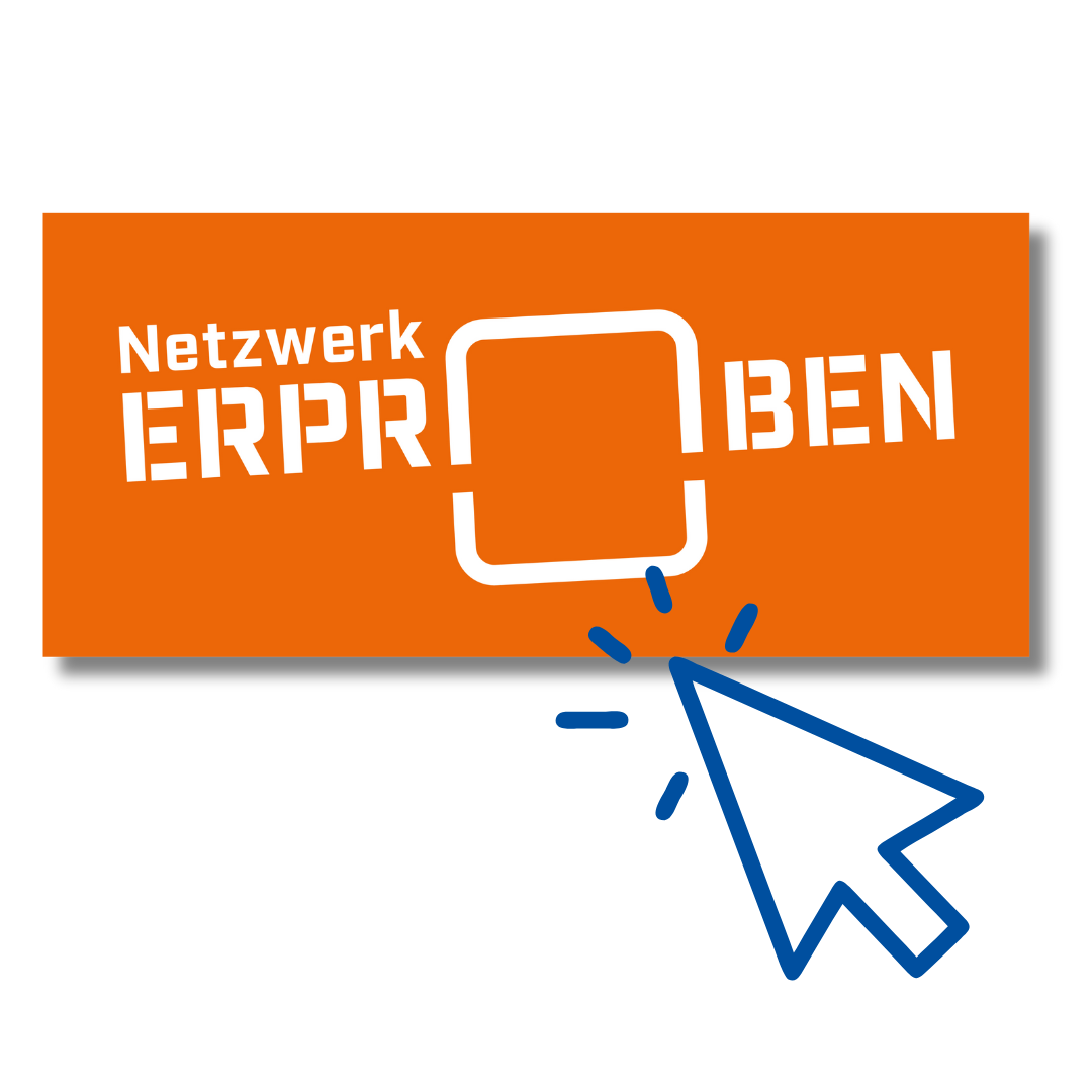 Ein orangefarbenes Rechteck mit der Aufschrift „Netzwerk ERPROBEN“ und einem blauen Cursor-Pfeil, der darauf zeigt; der Buchstabe O ist als abgerundetes Quadrat stilisiert.